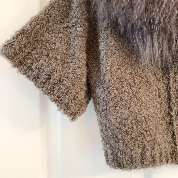 Vintage Taupe Boucle Sweater with Detachable Shearling Collar - Picture 5 of 14